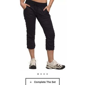 The‎ North Face Women’s  Black Aphrodite Capri Pants, XS